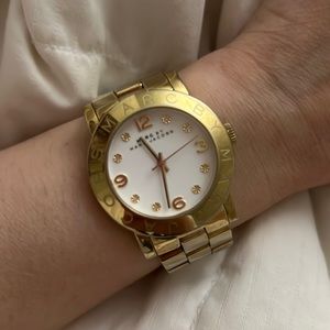 Marc Jacobs Gold Stainless Steel Bangle Women's Watch